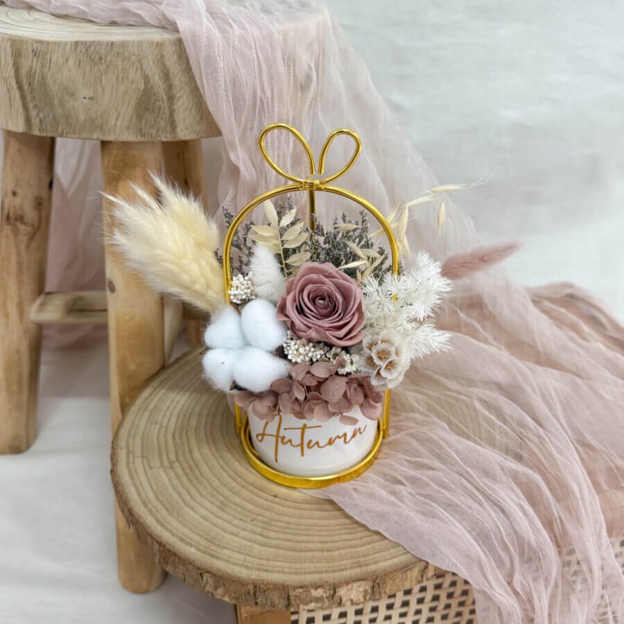 Timeless Periwinkle Pot - Cappuccino