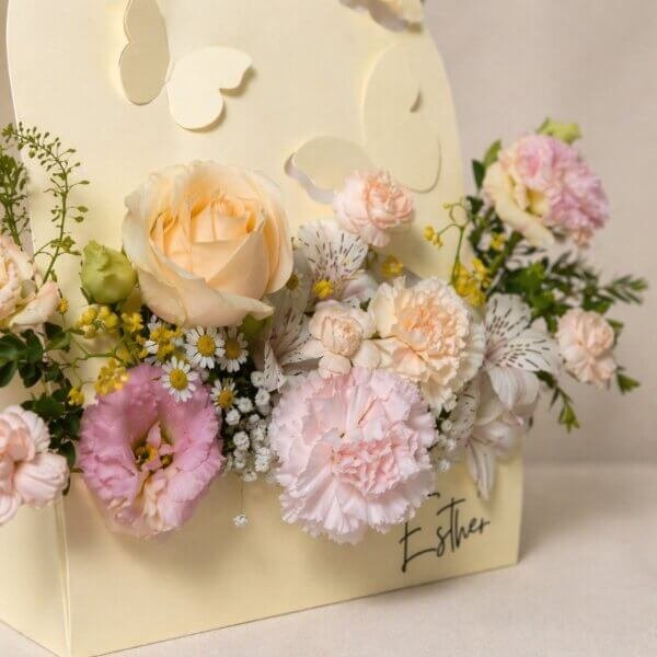 [Mother's Day] Butterfly Bloom – Cream