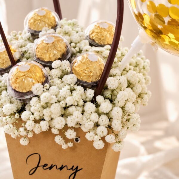 FloraBag - Rocher w/ Baby Breaths