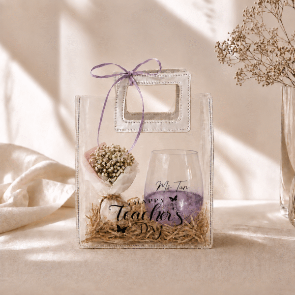 A Touch of Gratitude – Her